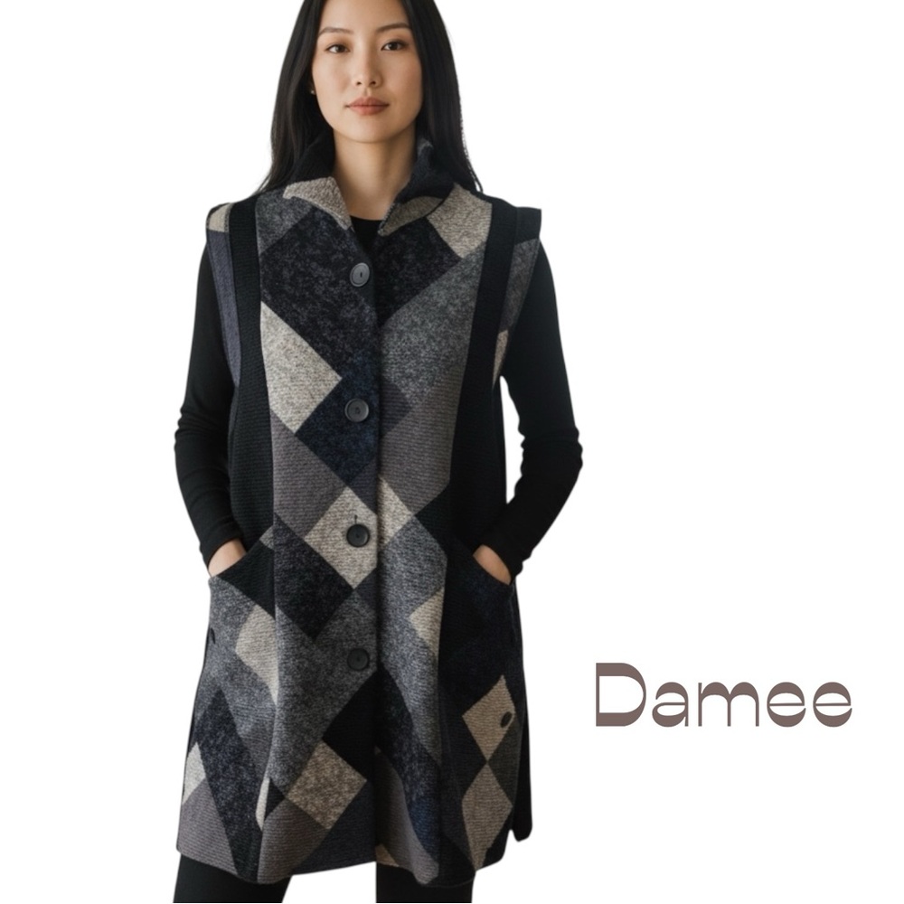 Damee Black Gray Plaid Long Vest NWOT Size S